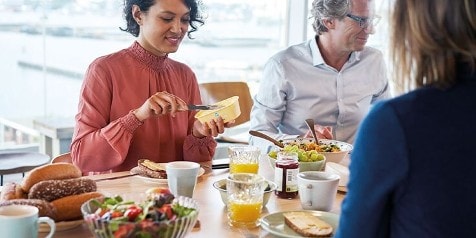 Laat de online boodschappen van Albert Heijn leveren op de zaak.