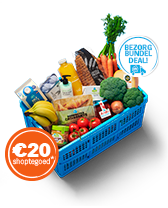 Gevulde blauwe Albert Heijn boodschappenkrat met verse groenten, fruit, brood en houdbare producten, met een €20 shoptegoed actie en bezorgbundel deal