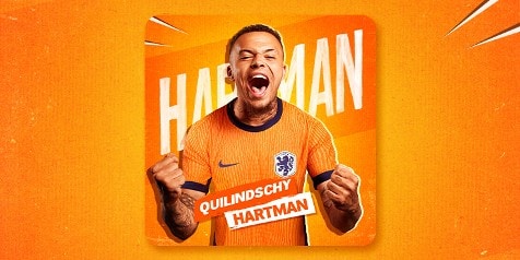 Voetballer Quilindschy Hartman van het Nederlands elftal in oranje shirt.