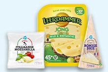 Verschillende kazen van Albert Heijn en Leerdammer: Italiaanse mozzarella, Leerdammer jong kaas en rompige brie.
