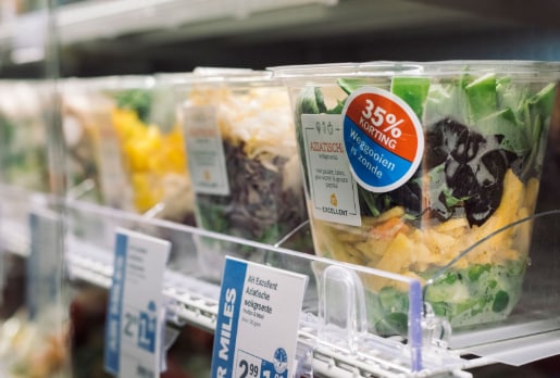 verse salades met 35% korting sticker