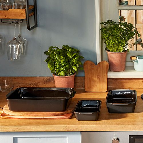 Ovenschalen S, M en L op aanrecht