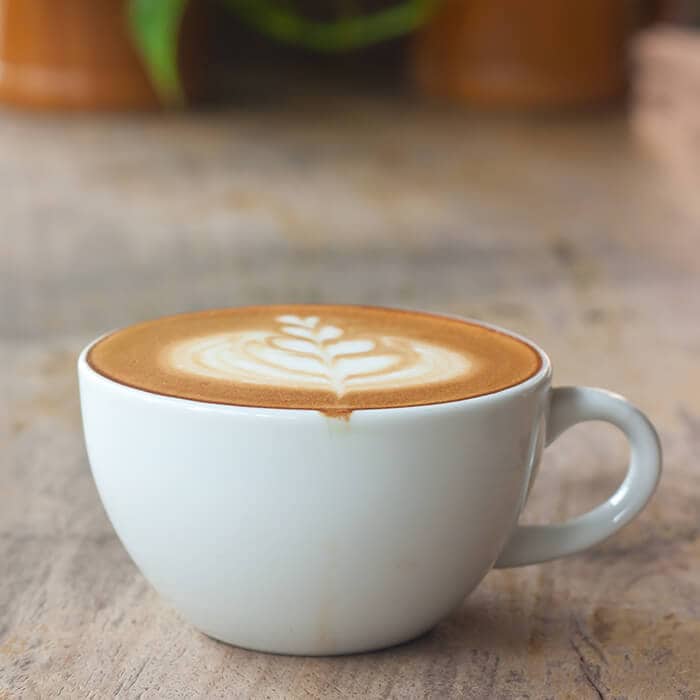 Flat white koffie wat is het en hoe maak je 'm? Albert Heijn