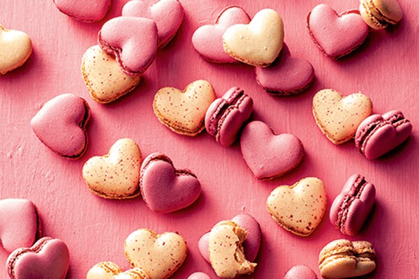 AH hartjes macarons voor Valentijnsdag