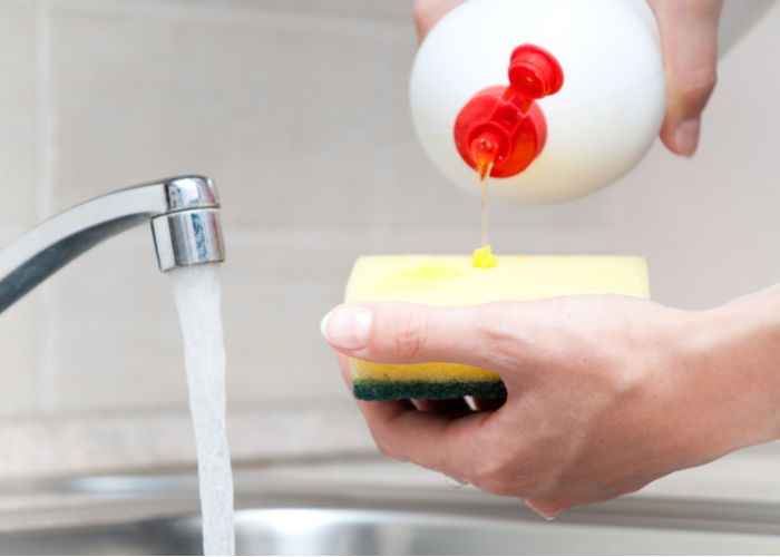 Maak je messen schoon met de hand