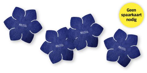 Blauwe bloemvormige onderzetters van ROYAL met de tekst "Geen spaarkaart nodig".