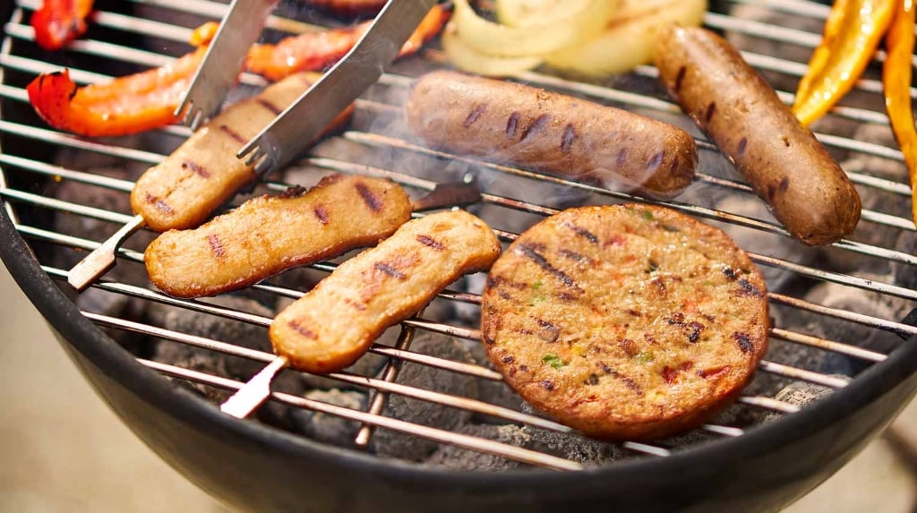 Barbecue recepten bereiden: op gas of op houtskool?