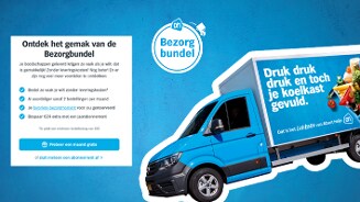 Promotieafbeelding van de Albert Heijn Bezorgbundel met voordelen en een blauwe bezorgauto vol boodschappen