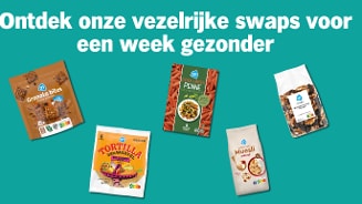 Afbeelding met de tekst "Ontdek onze vezelrijke swaps voor een week gezonder" en vijf Albert Heijn producten: Granola bites, rode linzen penne, walnoten en vijgen, volkoren tortilla’s met wortel, en volkoren muesli.
