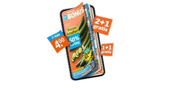 Stapel met Albert Heijn Bonusfolders en prominente aanbiedingen zoals "2+1 gratis", "1+1 gratis" en "2 stuks voor 4,00", met komkommer als afgebeelde aanbieding op de voorkant.