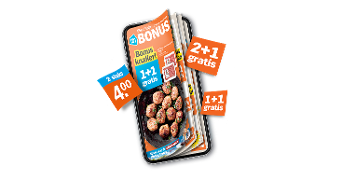 Stapel Albert Heijn Bonusfolders met aanbiedingen, zoals "1+1 gratis", "2+1 gratis" en "2 stuks 4 euro", op een zwarte schaal met gehaktballetjes.