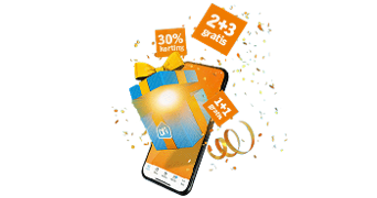 Mobiele telefoon met het Albert Heijn logo, cadeautje en promotieborden met teksten 30% korting, 2+3 gratis en 1+1 gratis, omringd door confetti