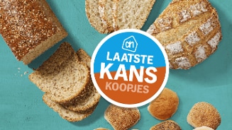 Verschillende soorten brood met een Albert Heijn 'Laatste Kans Koopjes' sticker