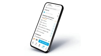 Smartphone met Albert Heijn app geopend op boodschappenlijstassistent.