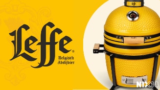 Geel Leffe logo met tekst "Belgisch Abdijbier" naast een gele kamado barbecue met houten handgrepen en Leffe branding.