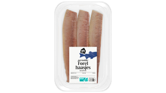 Gerookte forel haasjes van Albert Heijn in een plastic verpakking