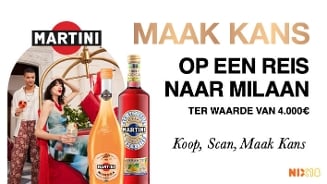 Promotie van Martini met kans op een reis naar Milaan ter waarde van 4.000 euro, met producten Martini Vibrante en Martini Mimosa op de voorgrond. Tekst: "Koop, Scan, Maak Kans". NIX18 logo rechts onderin.