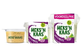 3 verschillende Heks'nkaas producten op een rij.