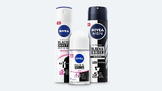 Drie Nivea Black & White Invisible deodoranten, waaronder een spray voor dames, een spray voor heren en een roller, allemaal met 48 uur bescherming.