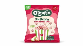 Zak Organix Puffcorn Aardbei & Appel voor kinderen vanaf 12 maanden, met een afbeelding van roze gepofte maïssnacks in een bakje en stukjes aardbei en appel op de verpakking.