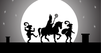 Sinterklaas en twee Pieten lopen over daken bij volle maan