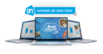 Drie laptops met de Albert Heijn Brain Booster tool op het scherm, met het AH logo en de tekst "ontdek de tool hier" erboven.