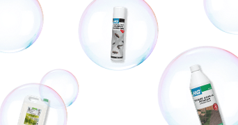 HG schoonmaakproducten zwevend tussen zeepbellen.