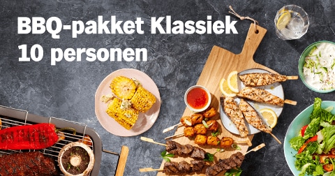 BBQ-pakket Klassiek voor 10 personen met diverse gegrilde gerechten zoals maïs, spiesjes, en salade.