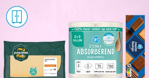 Zaanlander jong belegen kaas, AH sterk & absorberend keukenpapier en AH Zaanse huisje melk biscuits naast elkaar op een roze achtergrond