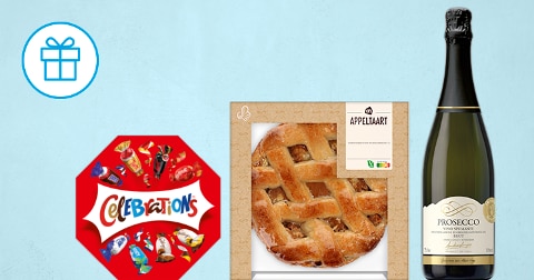 Packshots van appeltaart, celebrations chocola en prosecco.