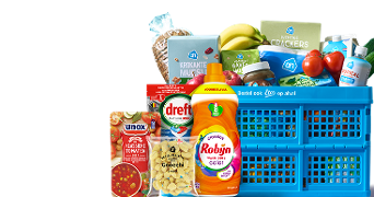 Albert Heijn boodschappenkrat gevuld met diverse producten waaronder Robijn wasmiddel, Dreft afwasmiddel, Unox soep, gnocchi, tomaten, bananen, crackers, muesli en verse groenten