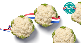 Verse bloemkolen met Nederlands vlaglint en AH Beter Voor Natuur & Boer keurmerk