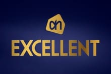 Albert Heijn Excellent-logo met gouden letters op een donkerblauwe achtergrond