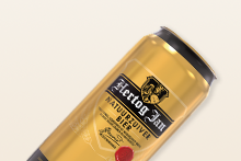 Blik Hertog Jan Natuurzuiver Bier op lichte achtergrond