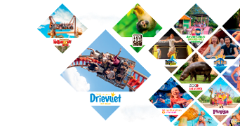 Collage van populaire attracties en uitjes, waaronder achtbanen, dieren, speelplaatsen en zwembaden, met opvallende logo’s van onder andere Familiepark Drievliet, Apenheul, Avonturenboerderij Molenwaard, Movie Park, Plopsa, ZOO Antwerpen en Madurodam.