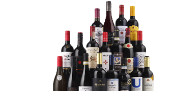 Selectie van diverse flessen rode wijn van verschillende merken bij Albert Heijn, met NIX18 logo in beeld