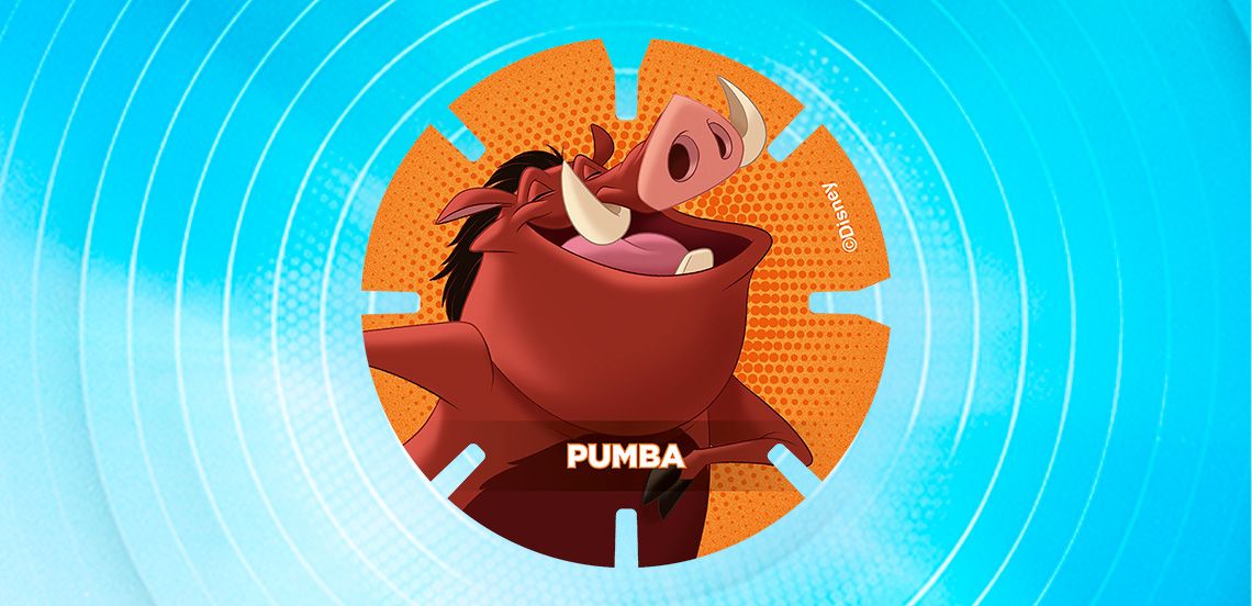 Afbeelding van het Disney-personage Pumbaa uit De Leeuwenkoning op een oranje schijf met blauwe cirkels op de achtergrond.