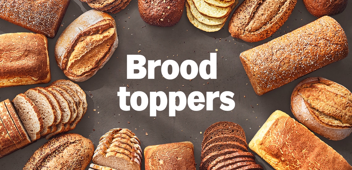 Verschillende soorten broden rondom de tekst 'Brood toppers' op een grijze achtergrond