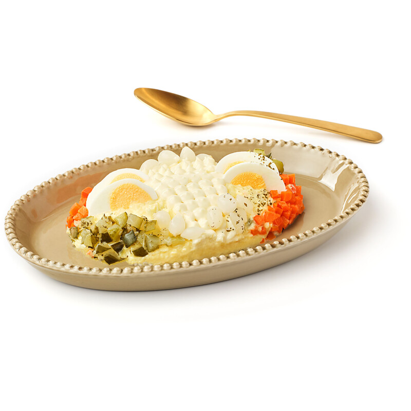 Een afbeelding van AH Saladeschotel Russisch ei