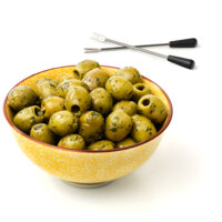 Een afbeelding van AH Groene olijven met basilicum