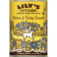 Een afbeelding van Lily's Kitchen Chicken & turkey casserole