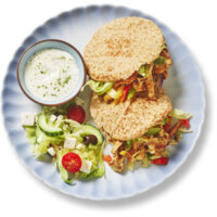 Een afbeelding van AH Gesneden verspakket Griekse pita gyros