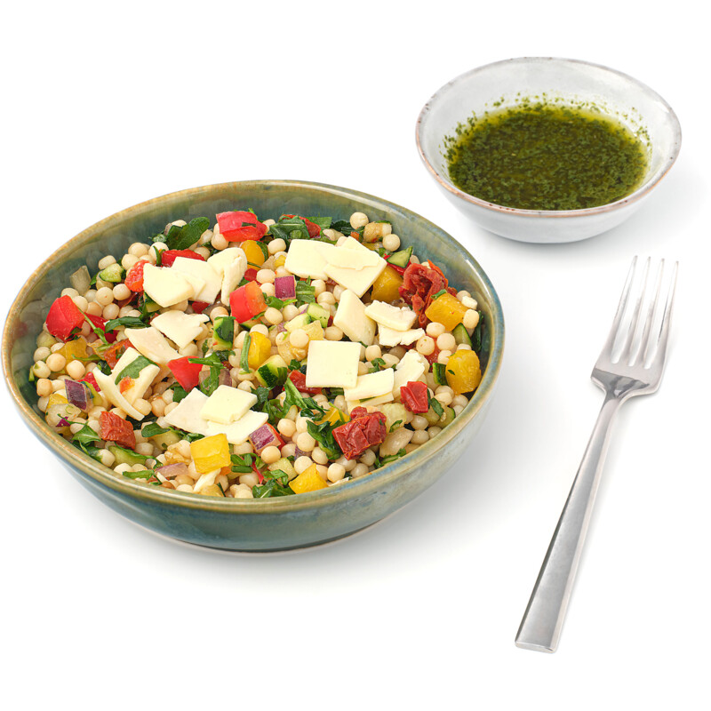 Een afbeelding van AH Kleine salade parelcouscous pesto