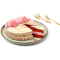 Een afbeelding van AH Red velvet aardbei taart