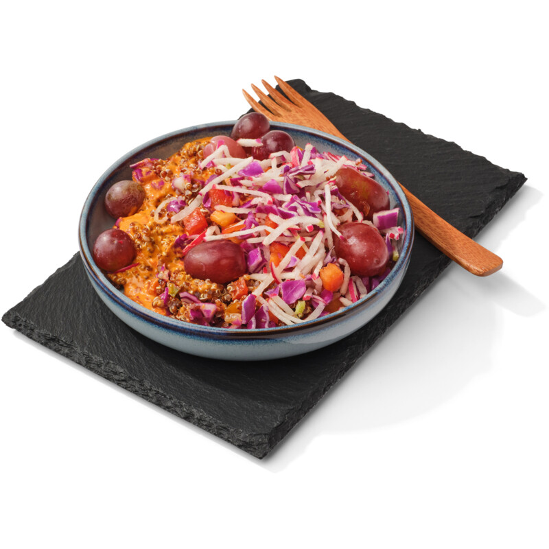 Een afbeelding van AH Terra Kleine salade quinoa muhamarra