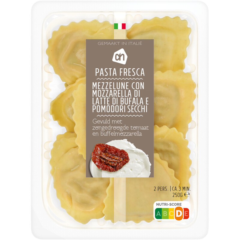 Een afbeelding van AH Mezzelune con mozzarella