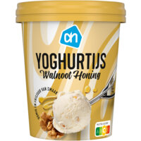 Een afbeelding van AH Yoghurtijs walnoot honing