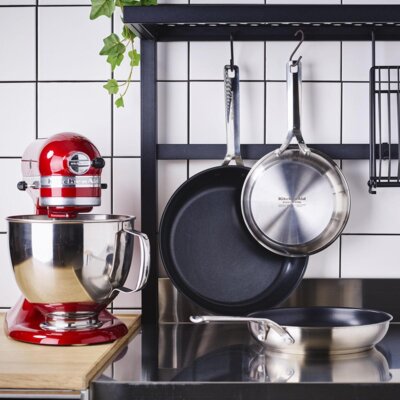 pdp-image-KitchenAid Koekenpannen set kitchenaid 24+28