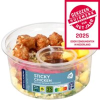 Een afbeelding van AH Mini saladbowl sticky chicken