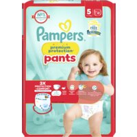 Een afbeelding van Pampers Premium protection pants luierbroekje m5